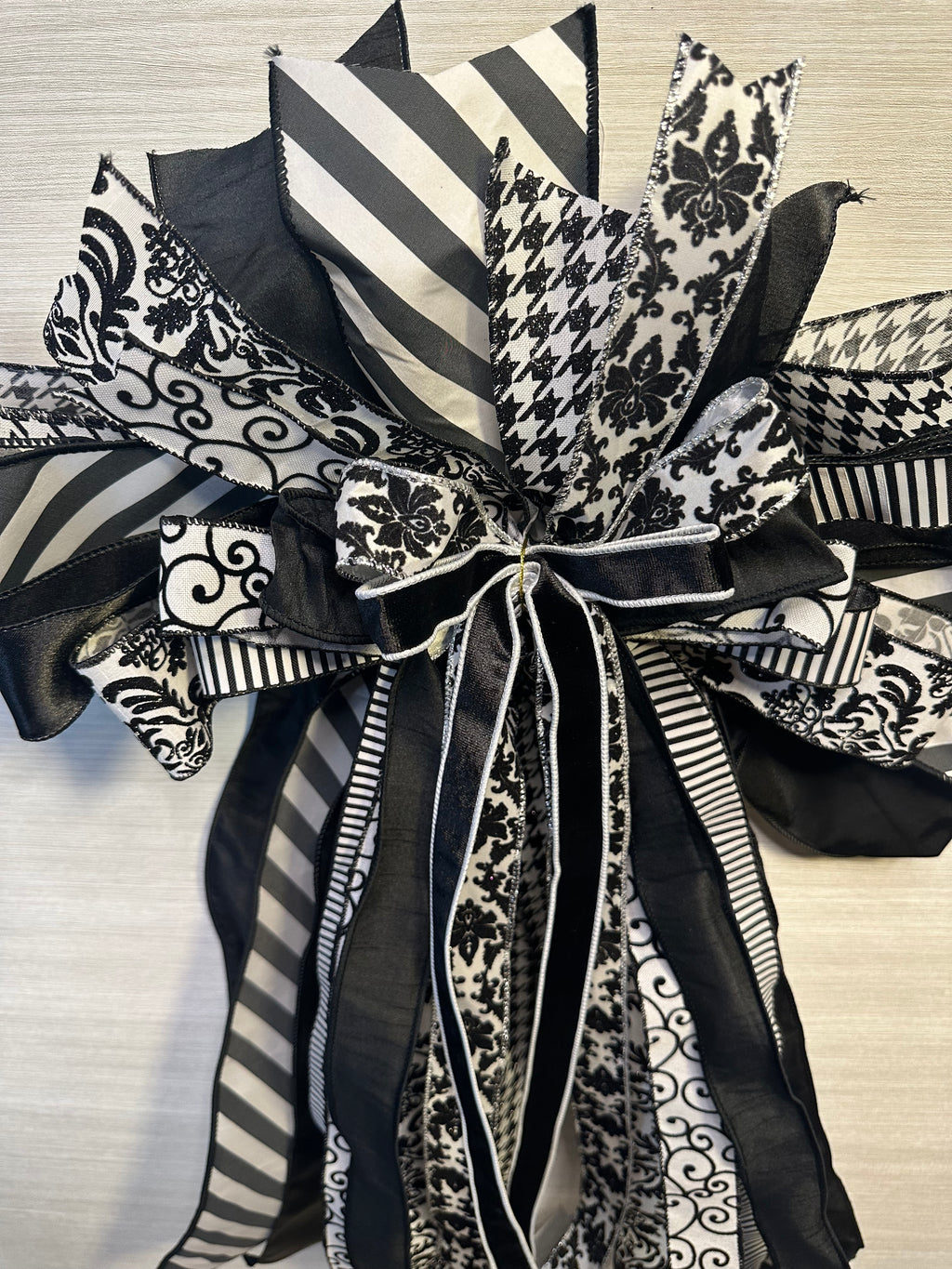 Belissima Luxury Oversized Door Bow | Black & White Damask, Stripes & Houndstooth Statement Bow