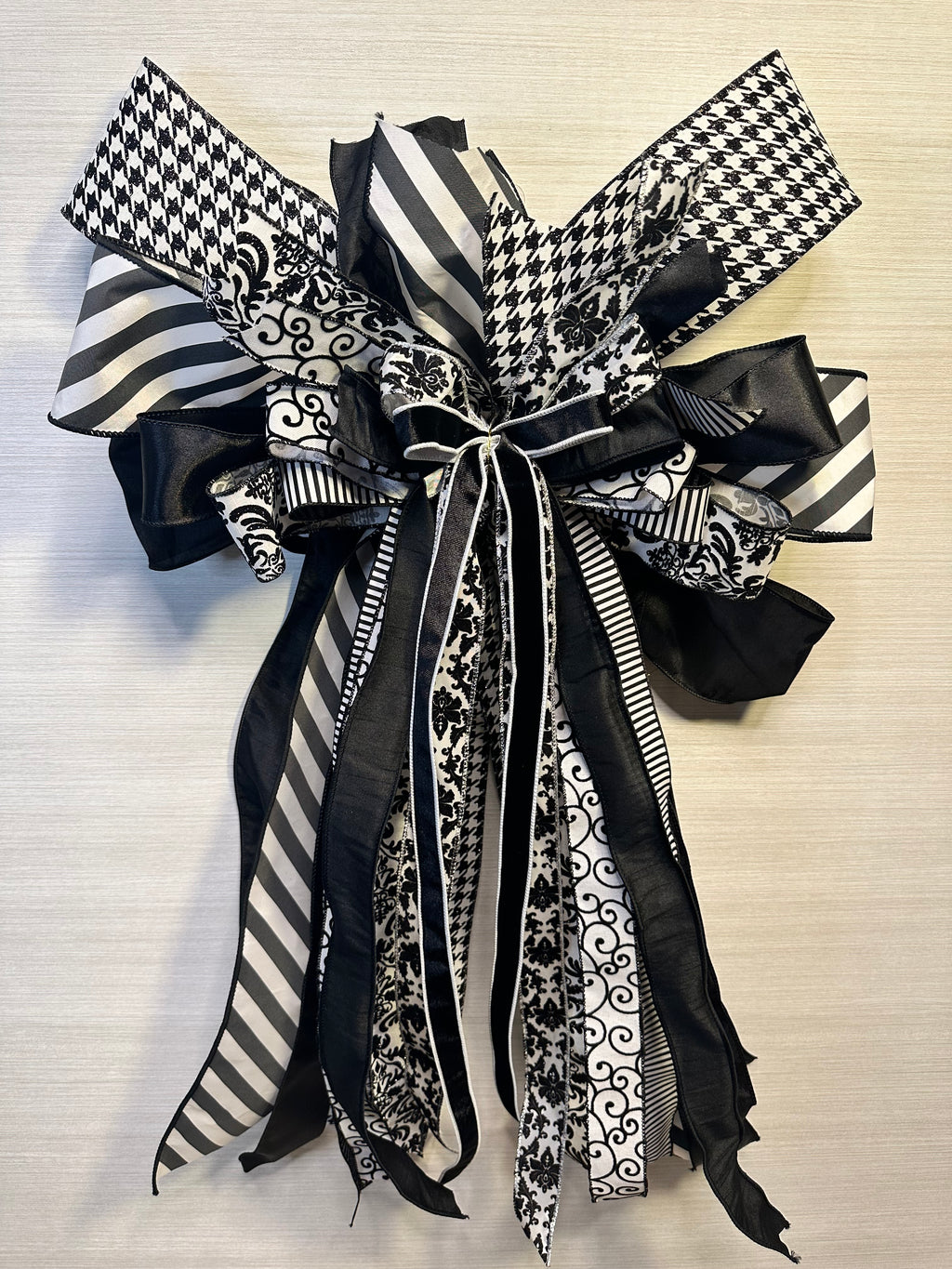 Belissima Luxury Oversized Door Bow | Black & White Damask, Stripes & Houndstooth Statement Bow