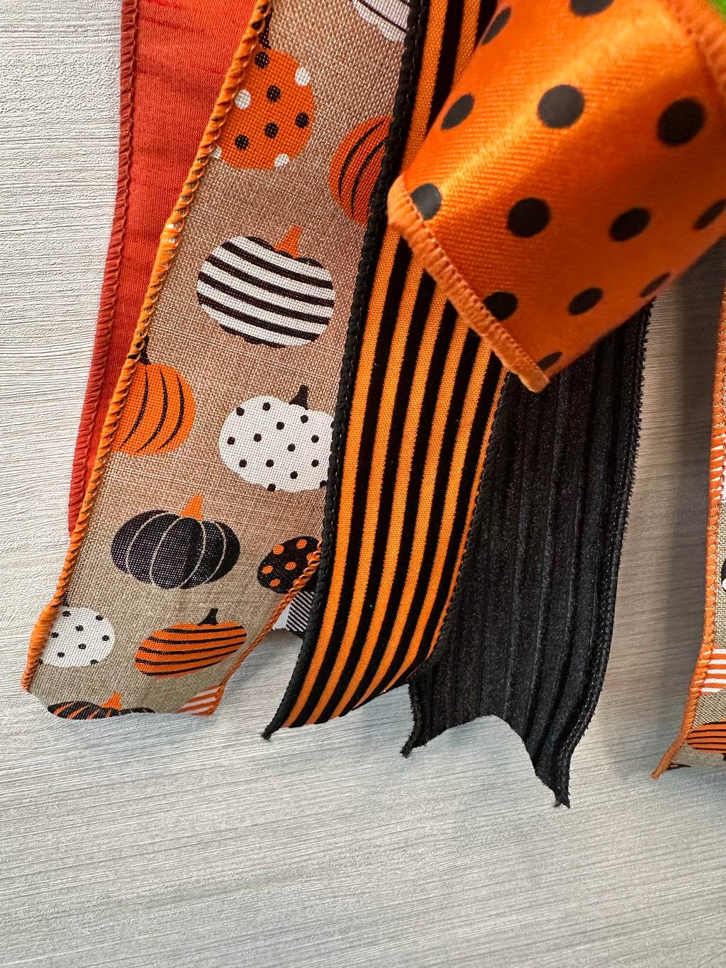 Pumpkinpalooza Medium Halloween Door Bow – Orange, Black & White Statement Bow